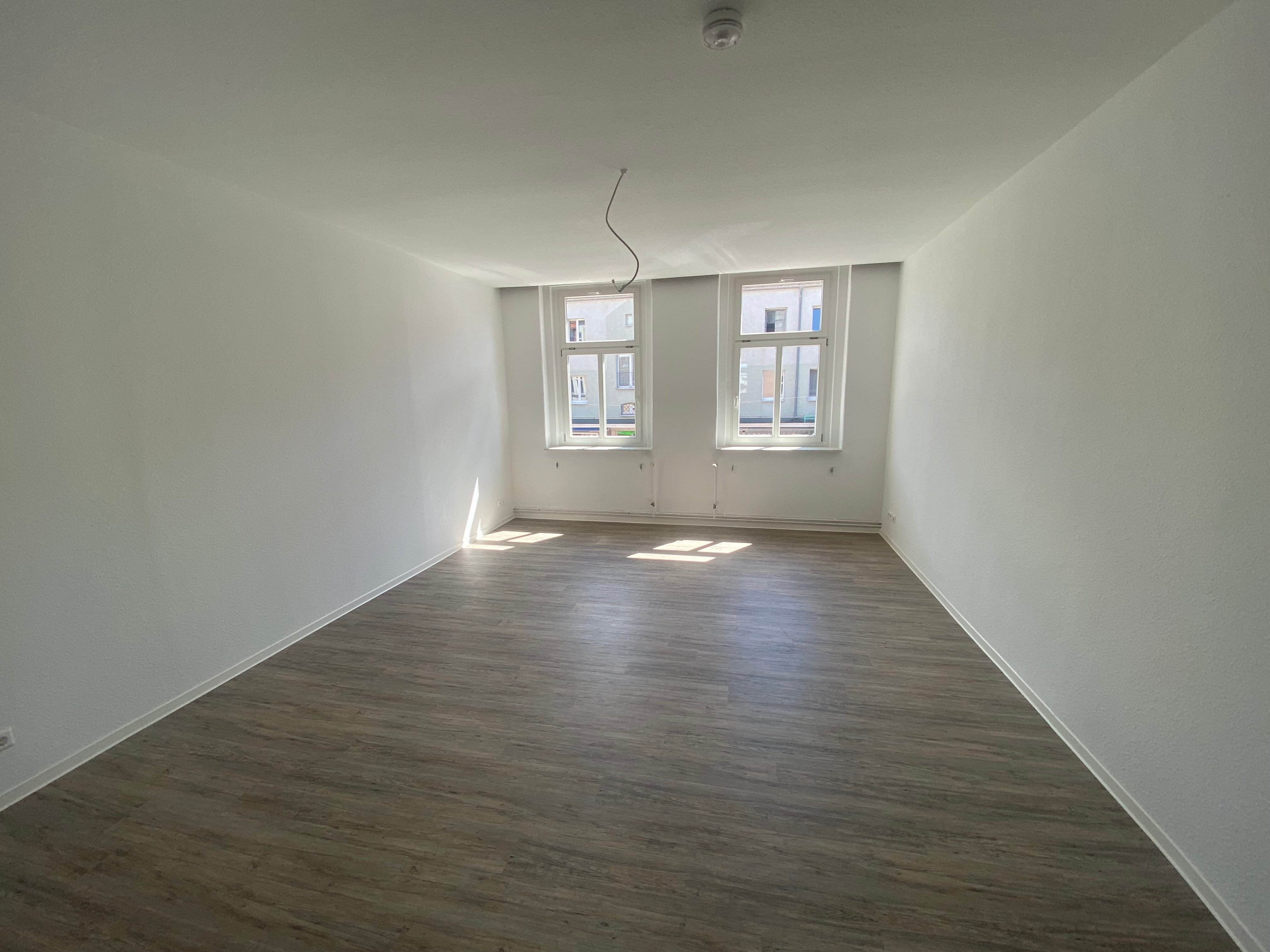 Wohnung zur Miete 768 € 4 Zimmer 128 m²<br/>Wohnfläche Weißwasser/O.L. 02943