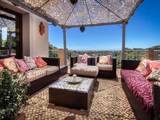 Villa zum Kauf 995.000 € 4 Zimmer 298 m² 880 m² Grundstück Estepona 29680