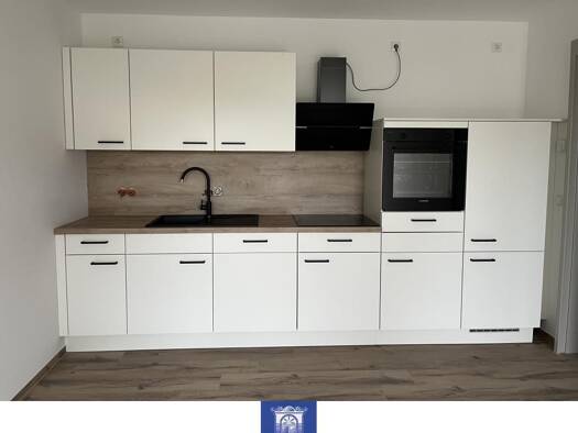Wohnung zur Miete 1.013 € 2 Zimmer 72,9 m² Arnsdorf 01477