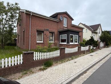 Einfamilienhaus zum Kauf 170.000 € 5 Zimmer 160 m² 700 m² Grundstück Albersdorf 25767