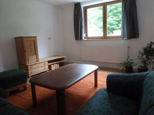 Wohnung zur Miete 480 € 2 Zimmer 75 m² Geschoss EG/1 frei ab sofort Grafendobrach Kulmbach 95326