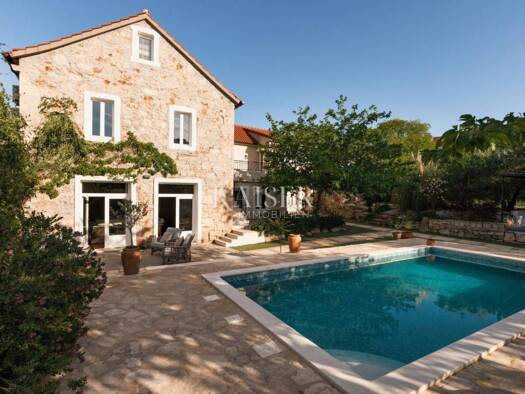 Haus zum Kauf 1.380.000 € 4 Zimmer 255 m² Hvar Hvar