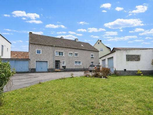 Mehrfamilienhaus zum Kauf 299.000 € 12 Zimmer 306 m² 965 m² Grundstück Letmathe Iserlohn 58642