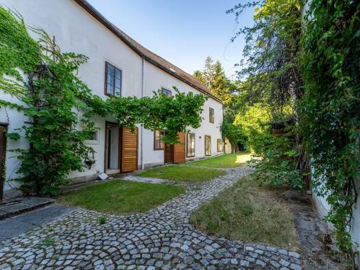 Haus zum Kauf 645 m² 1.691 m² Grundstück Perchtoldsdorf 2380