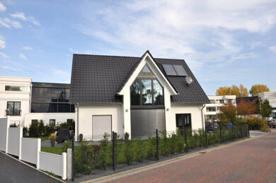 Einfamilienhaus zum Kauf 393.400 € 5 Zimmer 136 m² 564,5 m² Grundstück Norderschweiburg Jade 26349