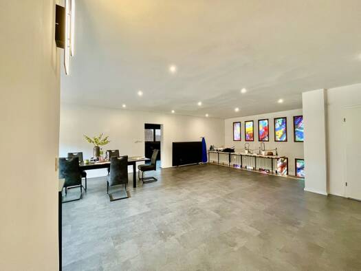 Mehrfamilienhaus zum Kauf 949.000 € 7 Zimmer 336 m² 1.648 m² Grundstück Eschenbach Eschenbach i.d.OPf. 92676