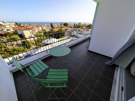 Penthouse zur Miete provisionsfrei 1.300 € 3 Zimmer 75 m² 2. Geschoss Peyia 8560