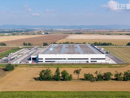 Produktionshalle zur Miete 5.100 m² Lagerfläche Voderady 919 42