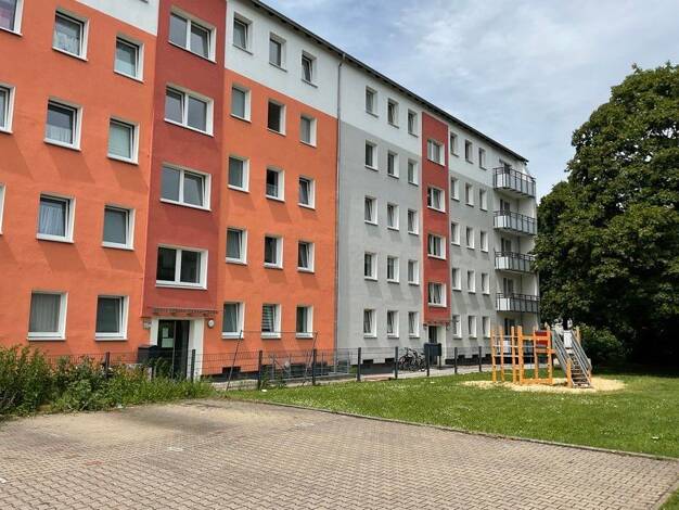 Wohnung zur Miete 562 € 2 Zimmer 53,6 m² 3. Geschoss frei ab 08.09.2026 Steubenstraße 15 b Innenstadt Mitte 33609
