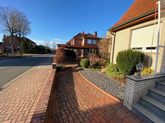 Einfamilienhaus zum Kauf 385.000 € 8 Zimmer 190 m² 1.002 m² Grundstück frei ab 01.01.2026 Bramsche 49565