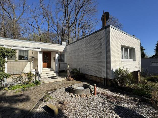 Bungalow zum Kauf 320.000 € 3 Zimmer 103 m² 1.000 m² Grundstück Taucha 04425