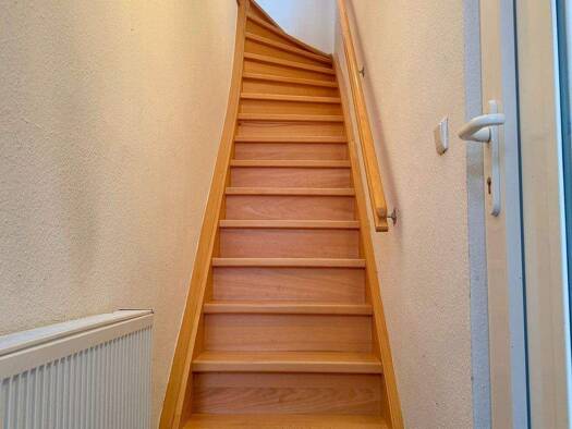 Haus zum Kauf als Kapitalanlage geeignet 250.000 € 8 Zimmer 207 m² 251 m² Grundstück Wilster 25554
