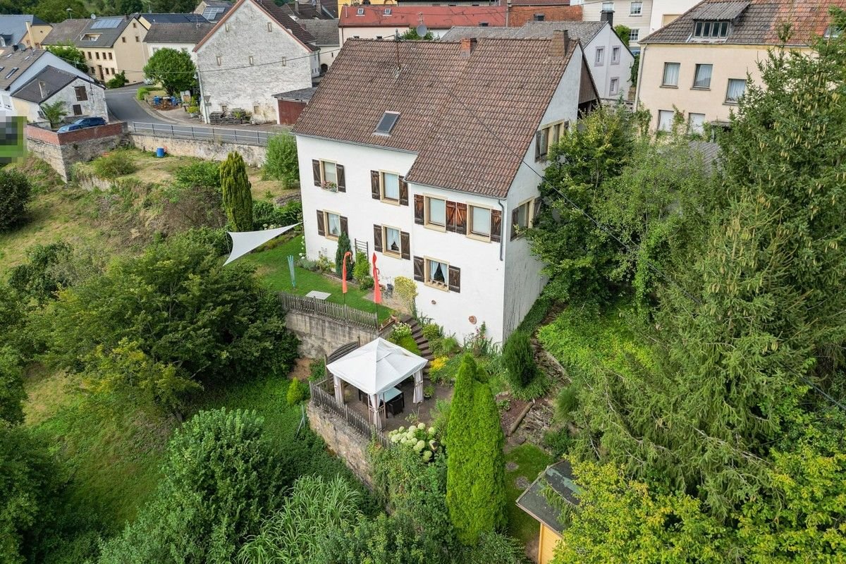 Einfamilienhaus zum Kauf 265.000 € 5 Zimmer 150 m²<br/>Wohnfläche 527 m²<br/>Grundstück Holsthum 54668