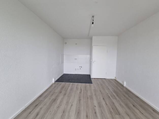 Wohnung zur Miete 228 € 1 Zimmer 22 m² 10. Geschoss Zerbster Straße 25 Westliche Neustadt Halle (Saale) 06124
