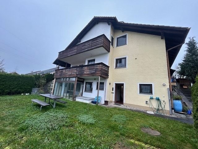 Doppelhaushälfte zum Kauf 280.000 € 5,5 Zimmer 156 m²<br/>Wohnfläche 496 m²<br/>Grundstück Meßkirch Meßkirch 88605