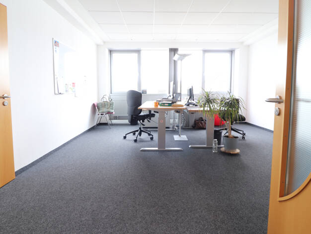 Bürogebäude zur Miete 3.938 € 12 Zimmer Bad Segeberg 23795