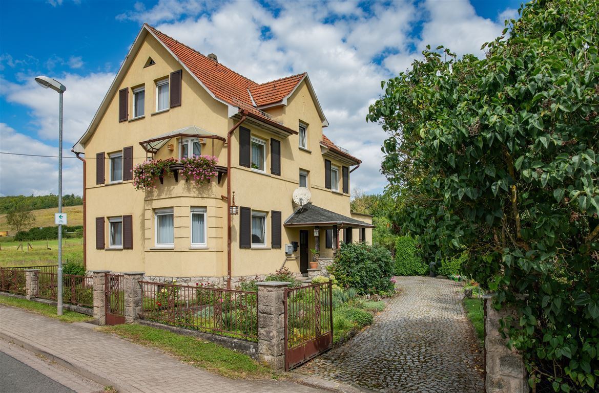 Einfamilienhaus zum Kauf 249.000 € 7 Zimmer 185 m²<br/>Wohnfläche 1.237 m²<br/>Grundstück Förtha Gerstungen 99834