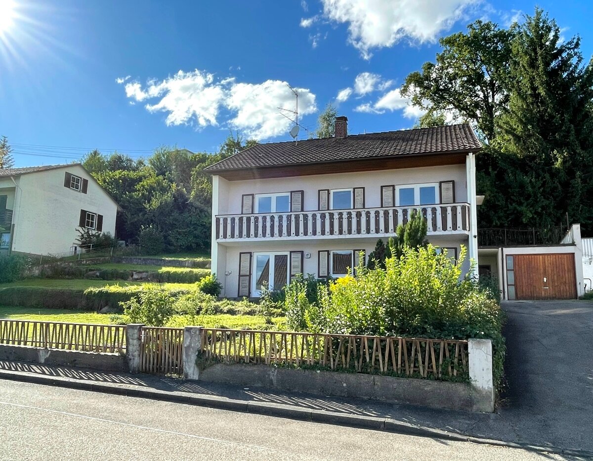 Einfamilienhaus zum Kauf 265.000 € 4 Zimmer 105 m²<br/>Wohnfläche 705 m²<br/>Grundstück Rottenacker Rottenacker 89616