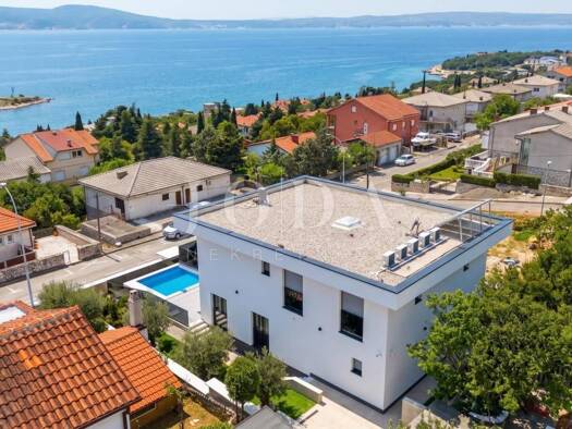 Haus zum Kauf 1.560.000 € 6 Zimmer 400 m² Novi Vinodolski