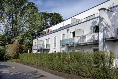 Wohnung zur Miete 739 € 2 Zimmer 64,5 m² Dachgeschoss, 2. Geschoss frei ab 11.07.2025 Uchteweg 20 b Sennestadt Bielefeld 33689