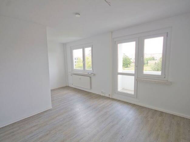 Wohnung zur Miete 291 € 1 Zimmer 30,7 m² 3. Geschoss frei ab 01.12.2026 Waldmeisterstraße 19 Heide Nord Halle (Saale) 06120