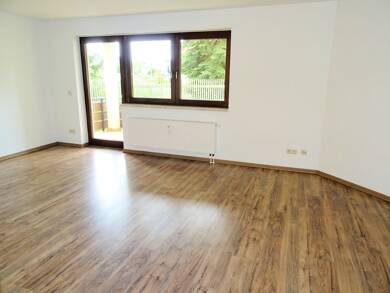 Wohnung zur Miete 465 € 3 Zimmer 78 m² EG frei ab sofort Am Sonnenhang Langenhessen Werdau 08412