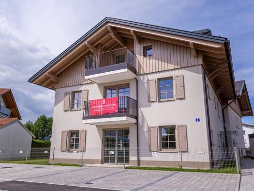 Wohnung zum Kauf - Erstbezug 592.000 € 5 Zimmer 105,2 m² 1. Geschoss Stützing Saaldorf-Surheim 83416