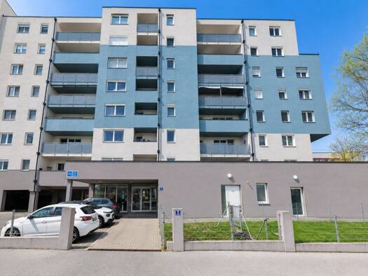 Wohnung zur Miete 806 € 3 Zimmer 85 m² frei ab 01.10.2026 Spitalgasse 5 Wiener Neustadt 2700
