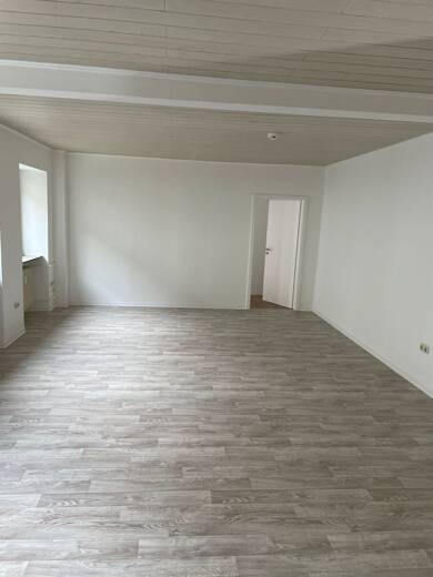 Wohnung zur Miete 695 € 118 m² frei ab sofort Ludwigstraße Bad Brückenau Bad Brückenau 97769