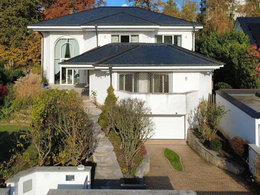 Villa zum Kauf 1.949.000 € 5 Zimmer 292 m² 806 m² Grundstück Gravenbruch Neu-Isenburg 63263