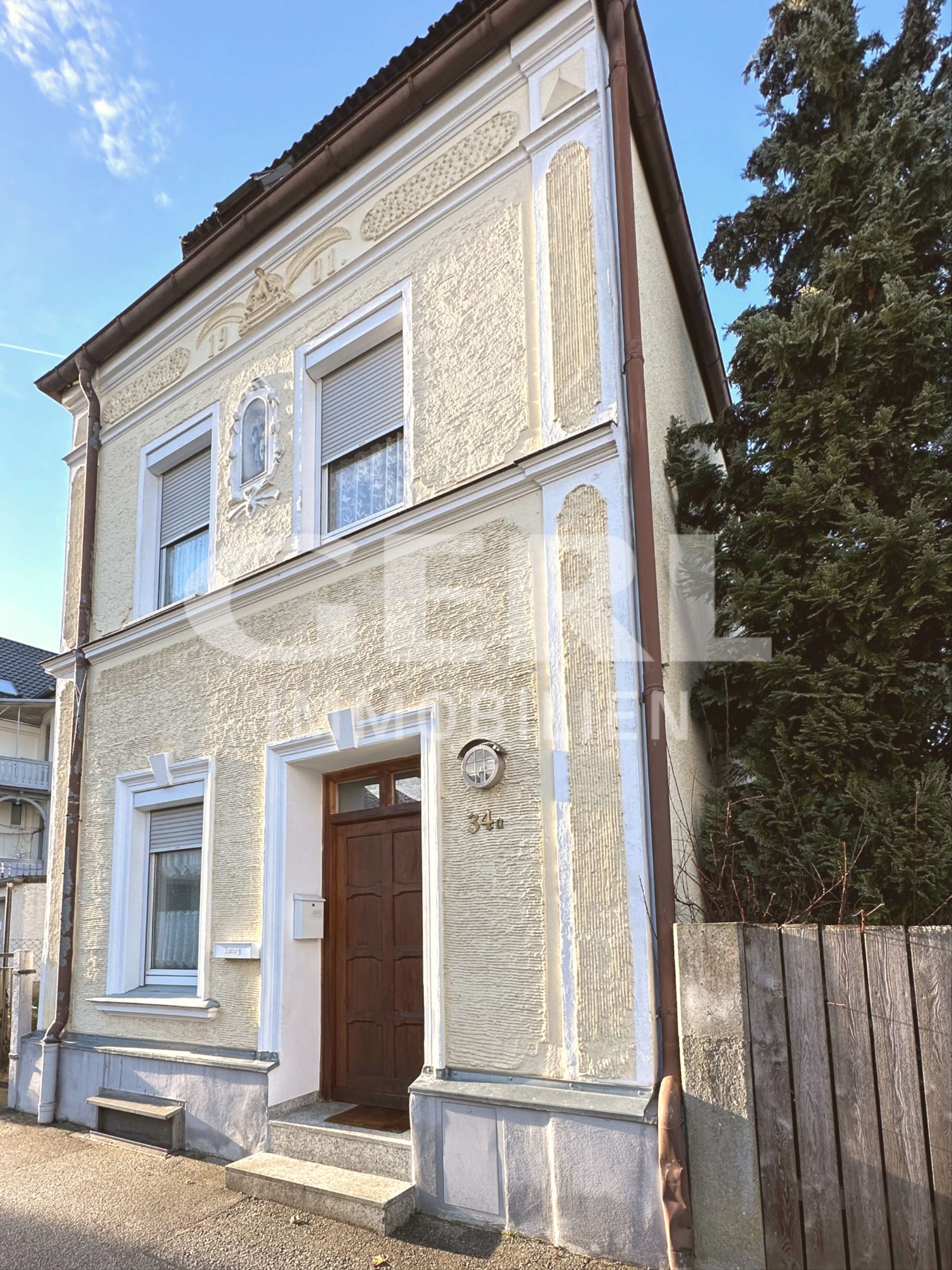 Stadthaus zum Kauf 298.000 € 3 Zimmer 81 m²<br/>Wohnfläche 70 m²<br/>Grundstück Planungsbezirk 114 Straubing 94315