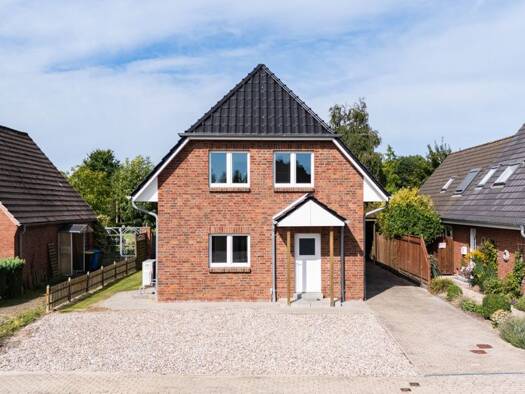 Einfamilienhaus zum Kauf 295.000 € 4 Zimmer 111,7 m² 1.052 m² Grundstück Wesselburen 25764
