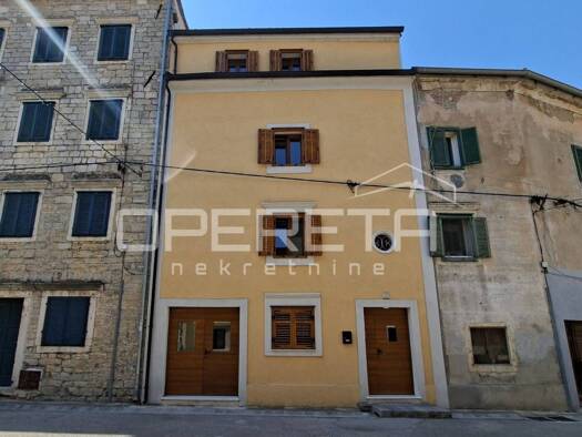 Einfamilienhaus zum Kauf 460.000 € 4 Zimmer 172 m² 223 m² Grundstück Skradin 22222
