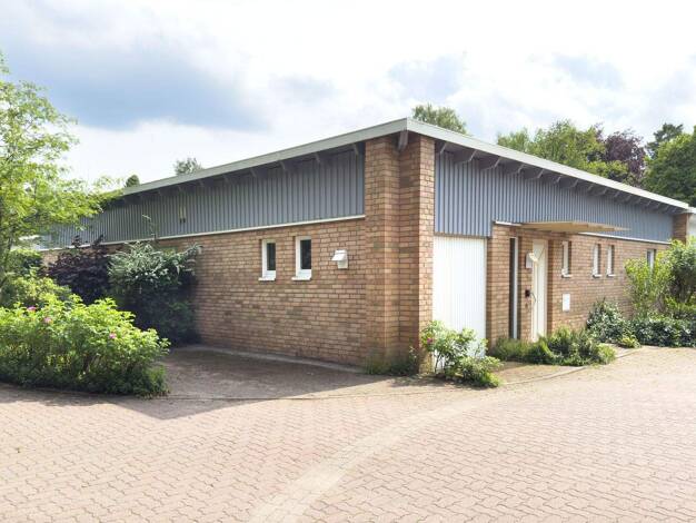 Bungalow zum Kauf 425.000 € 4 Zimmer 123 m² 324 m² Grundstück Pinneberg 25421