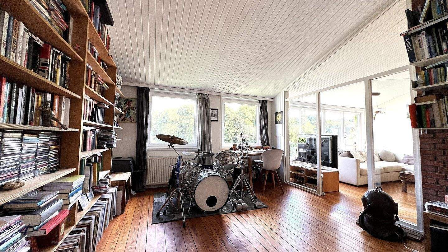 Property thumbnail 3