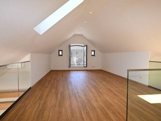 Maisonette zur Miete 1.280 € 3,5 Zimmer 145,2 m² 2. Geschoss Berching Berching 92334