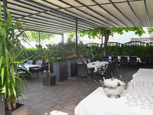 Restaurant zum Kauf 90 m² Gastrofläche 154 m² Grundstück Heusenstamm Heusenstamm 63150