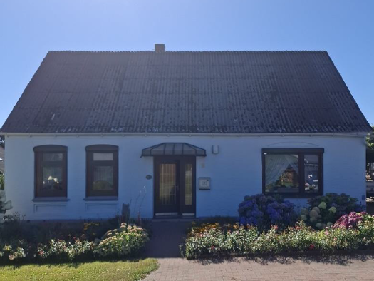 Einfamilienhaus zum Kauf 139.000 € 4 Zimmer 115 m² 787 m² Grundstück frei ab sofort Großenrade 25712