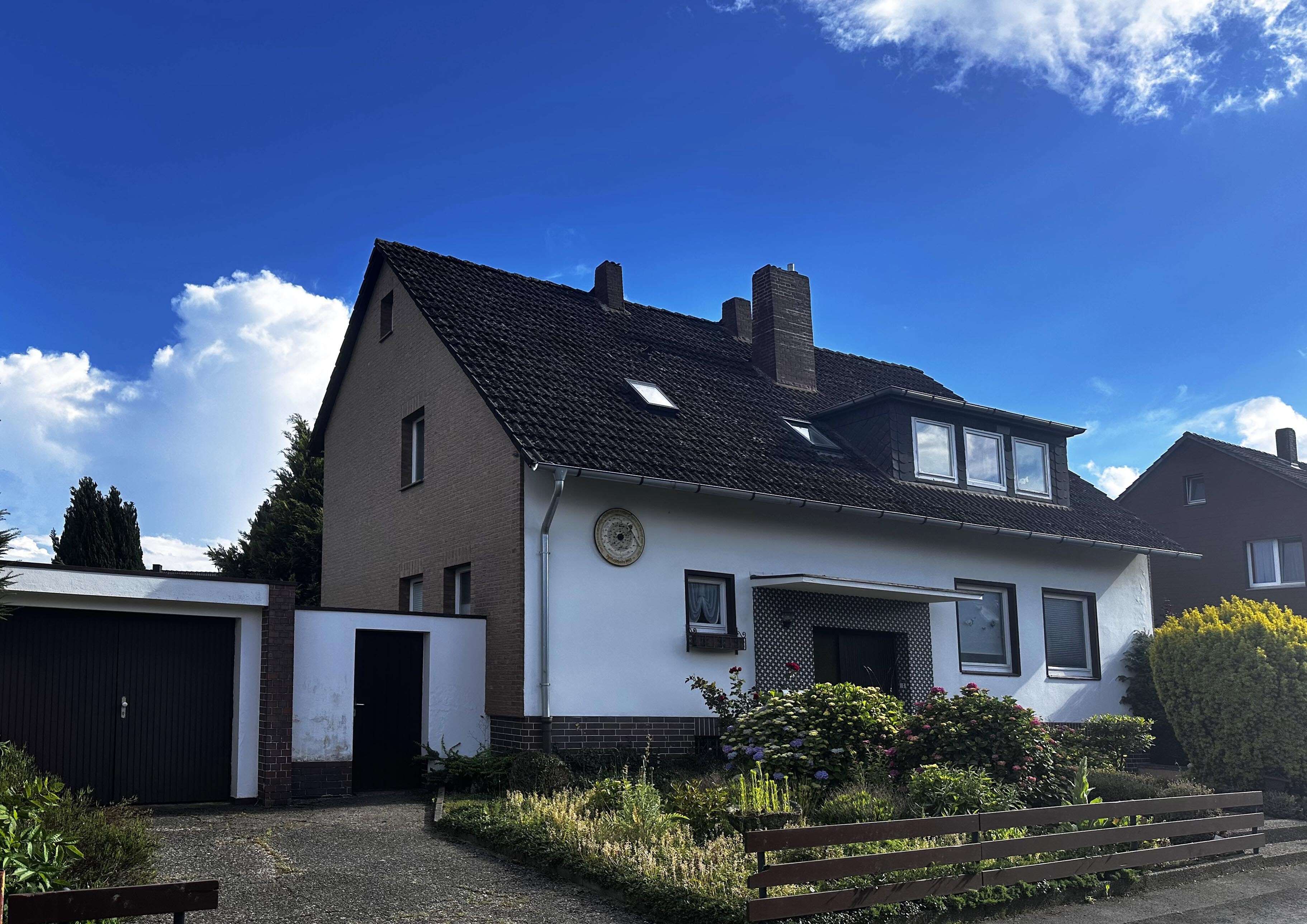 Mehrfamilienhaus zum Kauf 199.000 € 7 Zimmer 202 m²<br/>Wohnfläche 1.150 m²<br/>Grundstück Wennigsen Wennigsen 30974