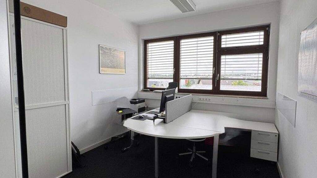 Bürofläche zur Miete provisionsfrei 450 € 14 m² Bürofläche Christian-Messner-Str. 29 Trossingen 78647