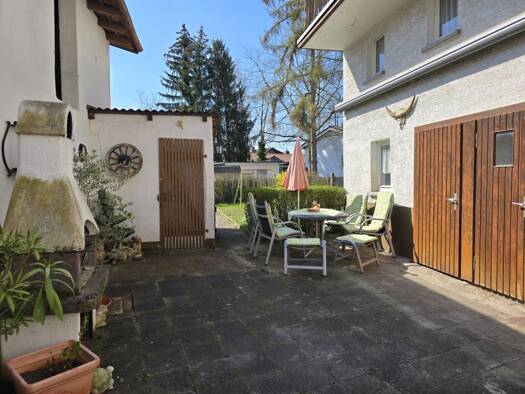 Mehrfamilienhaus zum Kauf 385.000 € 6 Zimmer 142 m² 415 m² Grundstück Groß-Zimmern Groß-Zimmern 64846