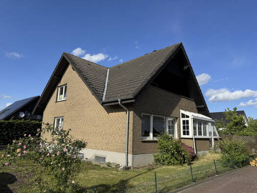 Einfamilienhaus zum Kauf 289.000 € 7 Zimmer 170,2 m² 827 m² Grundstück Kirchlengern 32278
