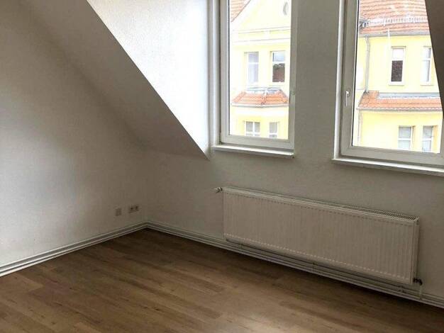 Wohnung zur Miete 520 € 1,5 Zimmer 44 m² Neustadt Brandenburg an der Havel 14776