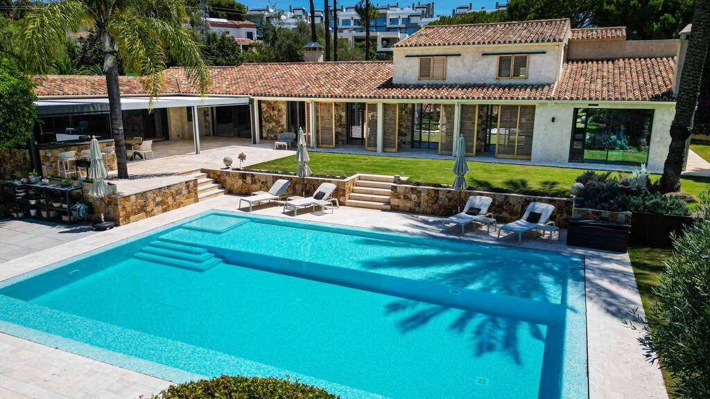 Villa zum Kauf provisionsfrei 3.999.000 € 7 Zimmer 800 m² 2.300 m² Grundstück Marbella East 29600
