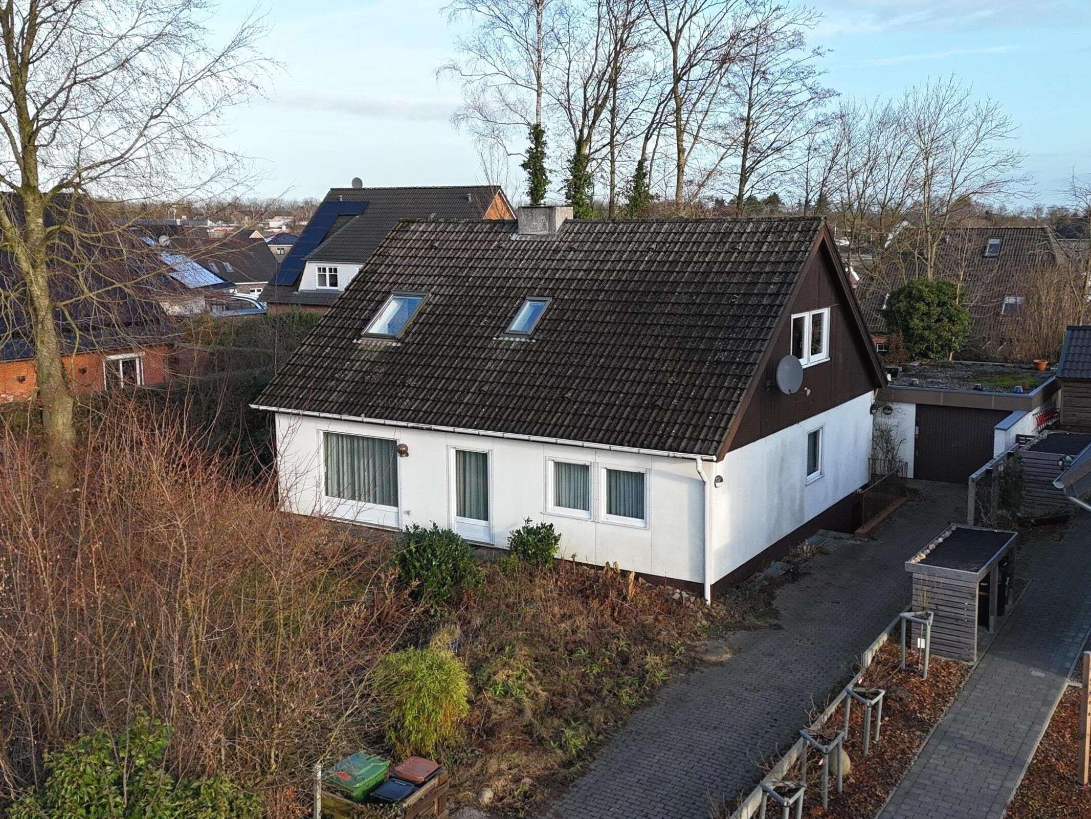 Einfamilienhaus zum Kauf 230.000 € 5 Zimmer 152,8 m²<br/>Wohnfläche 1.065 m²<br/>Grundstück Hiort Lorenzen Schule II Schleswig 24837