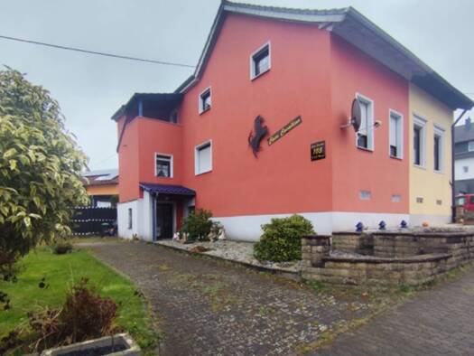 Doppelhaushälfte zum Kauf provisionsfrei 164.000 € 4 Zimmer 97 m² 200 m² Grundstück Riegelsberg 66292