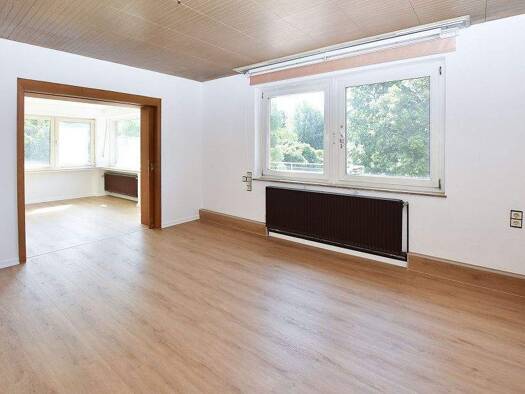 Mehrfamilienhaus zum Kauf als Kapitalanlage geeignet 650.000 € 18 Zimmer 459 m² 1.386 m² Grundstück Innenstadt Detmold 32756