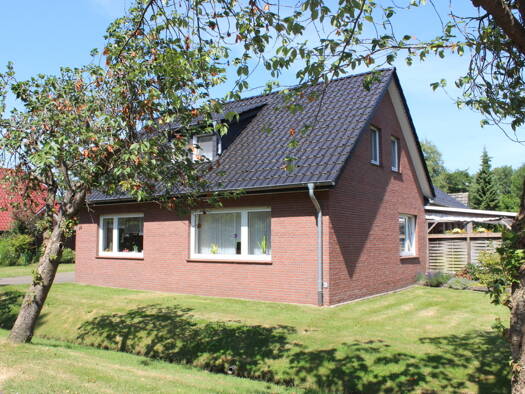 Einfamilienhaus zum Kauf 329.000 € 9 Zimmer 215,3 m² 2.179 m² Grundstück Papenburg Papenburg 26871