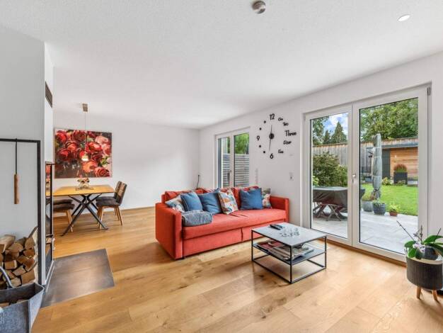 Reihenmittelhaus zum Kauf 1.349.000 € 5 Zimmer 158,6 m² 352 m² Grundstück Höhenkirchen Höhenkirchen-Siegertsbrunn 85635