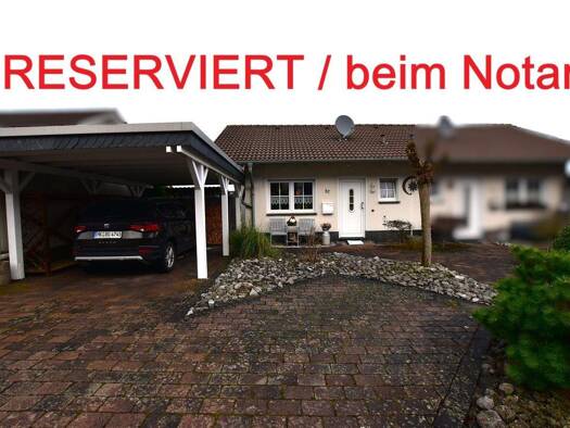 Doppelhaushälfte zum Kauf 358.000 € 4,5 Zimmer 111,6 m² 361 m² Grundstück frei ab 01.05.2026 Deilinghofen Hemer 58675